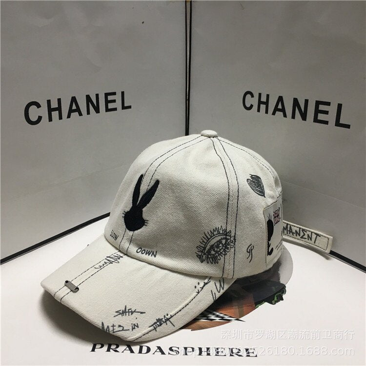 2022 Korean Version Spring Summer Autumn Winter Four Seasons Sunshade Cap Rabbit English Letters Men Women Both Baseball Caps