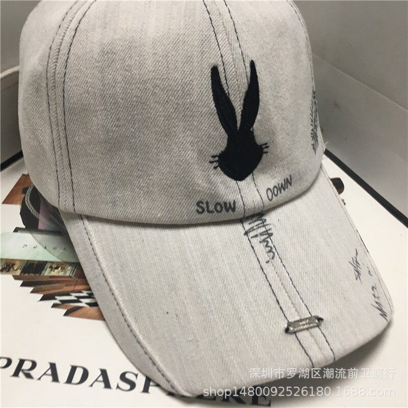 2022 Korean Version Spring Summer Autumn Winter Four Seasons Sunshade Cap Rabbit English Letters Men Women Both Baseball Caps